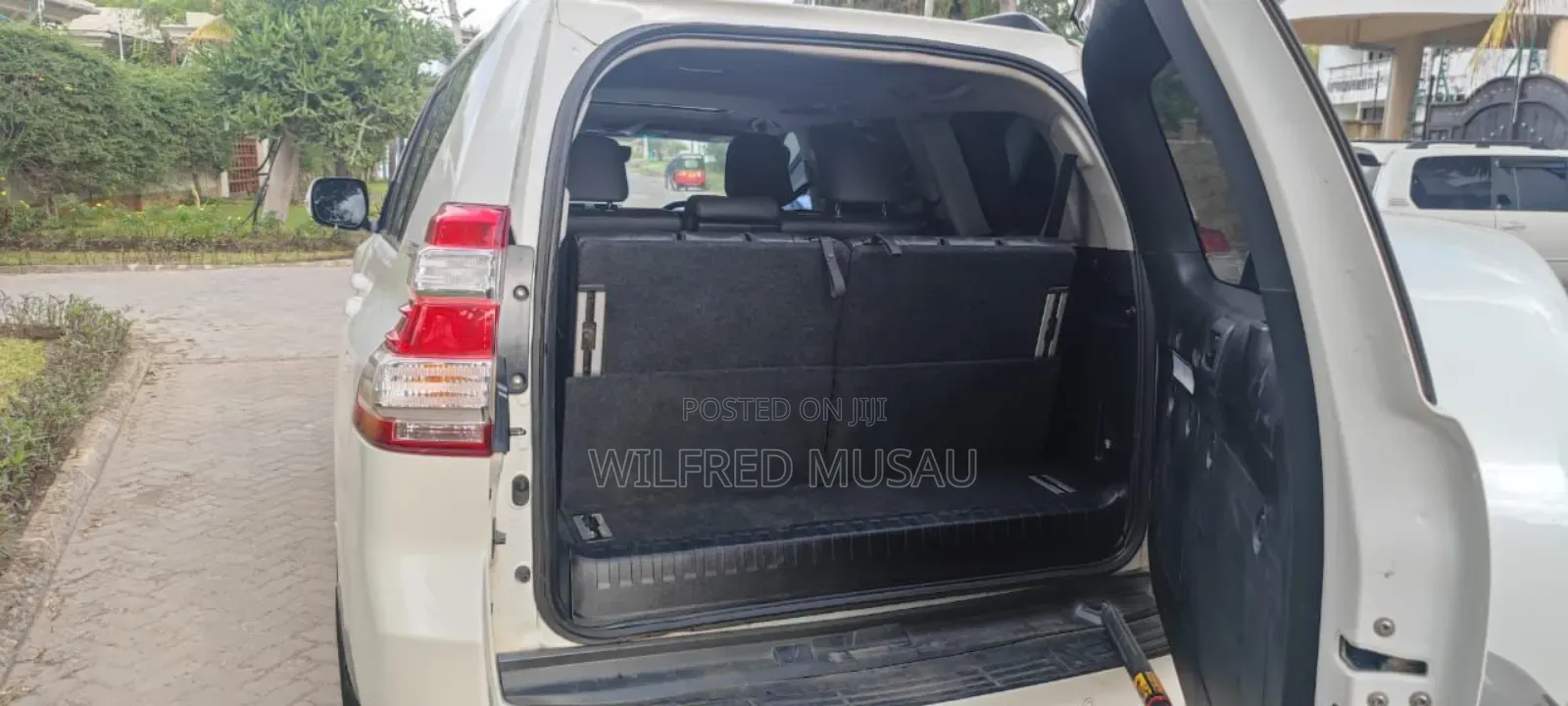 Toyota Land Cruiser Prado 2.8 2017 White
