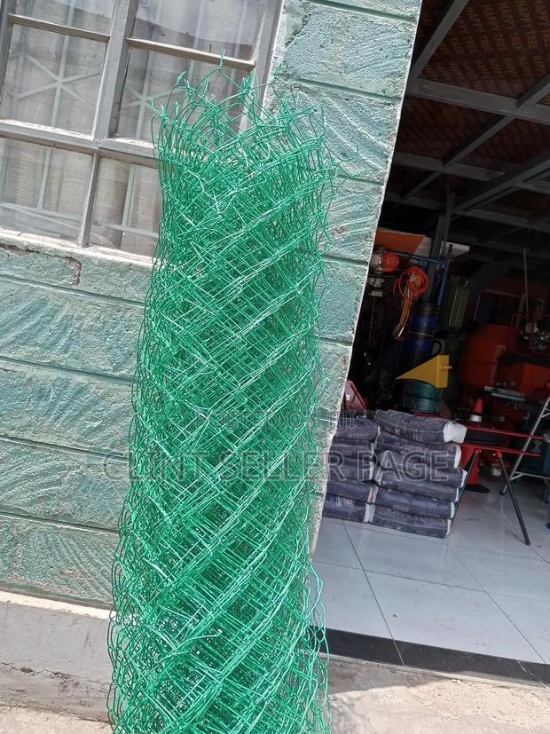 Coated Chain Link/ Power Link Fence.