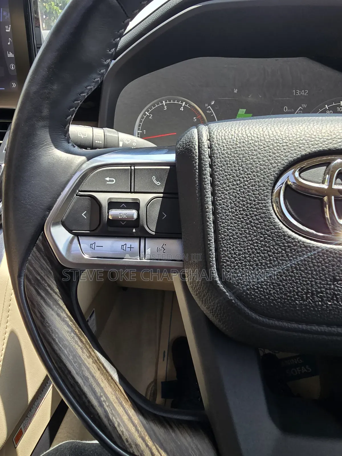 Toyota Land Cruiser 2024 Black
