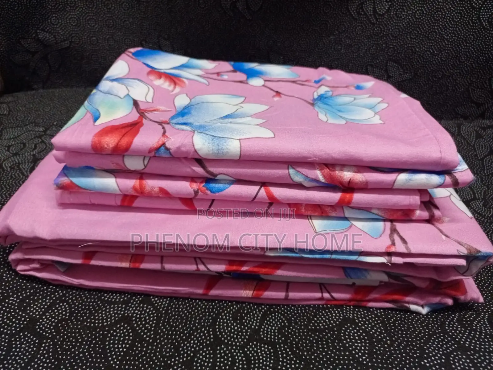 Kingsize Bed Flowers Cotton Bedsheet Set