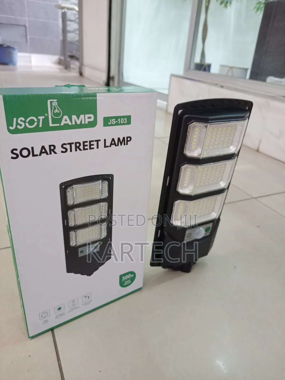 JSOT JS-103 300W Solar Street Lamp
With Remote Control