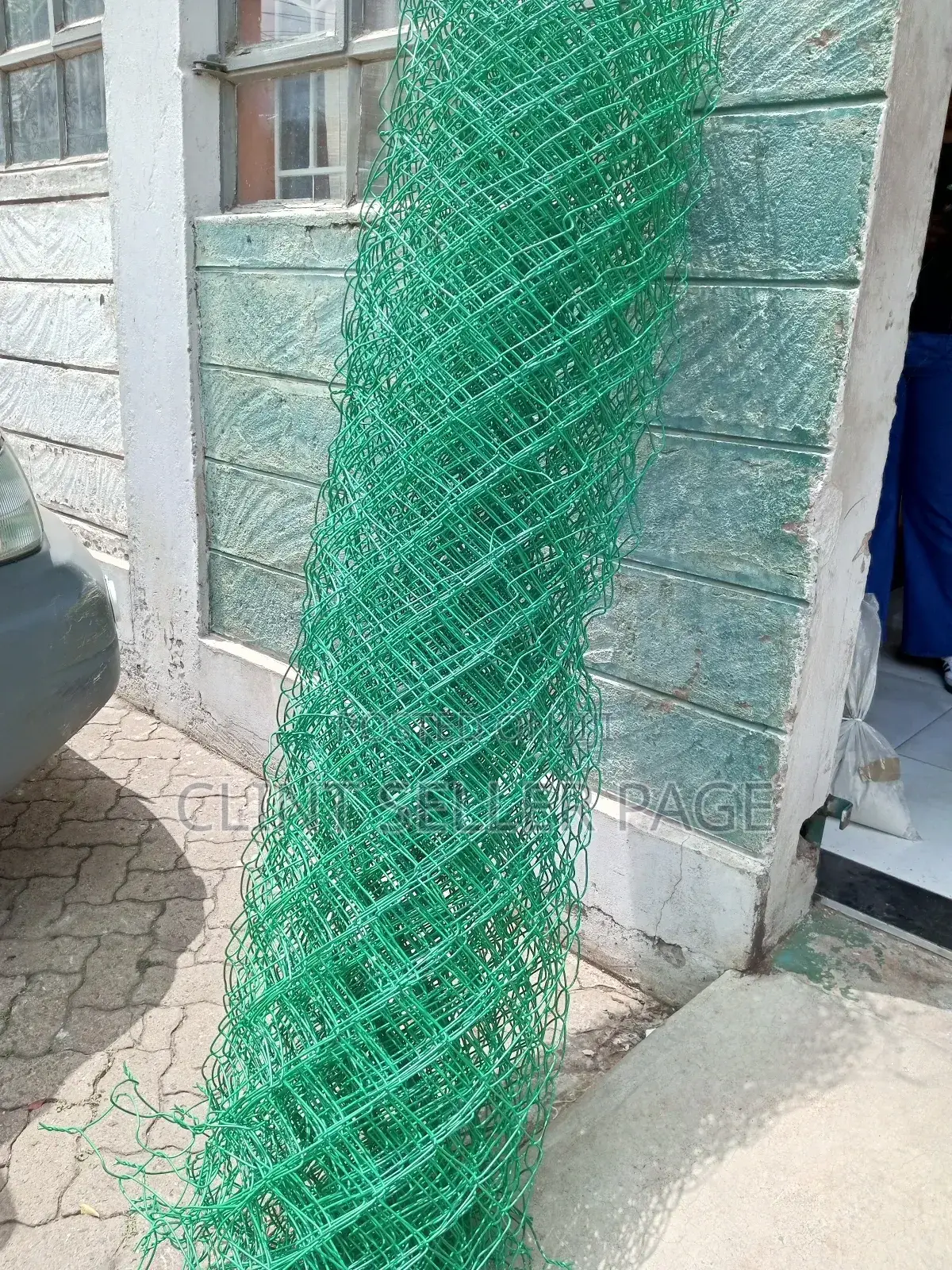 Coated Chain Link/ Strong Hold Mesh.