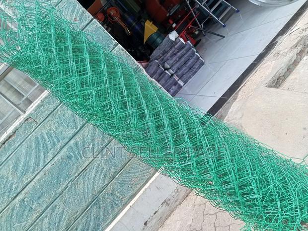 Coated Chain Link/ Strong Hold Mesh. - thumbnail 2