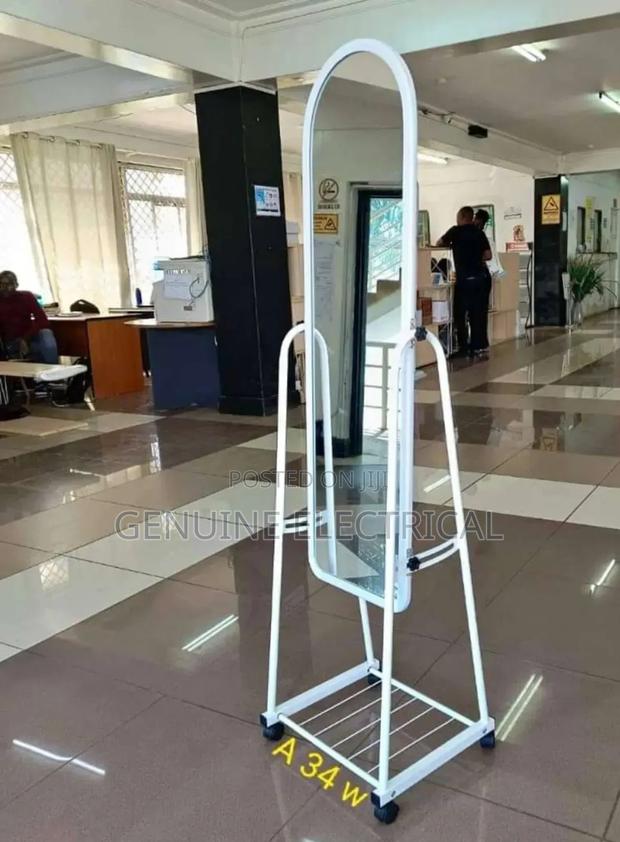 Authentic Dressing Mirror With Wheels - main view