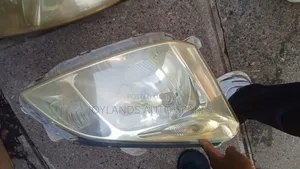 Prmio 240 Original Headlights Non Xenon