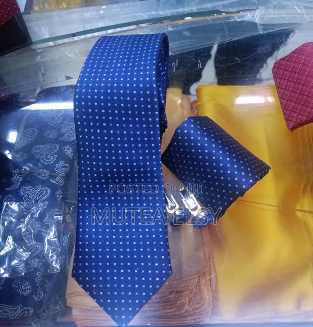 Black Blue Executive Polycadot Ties Sets - main view