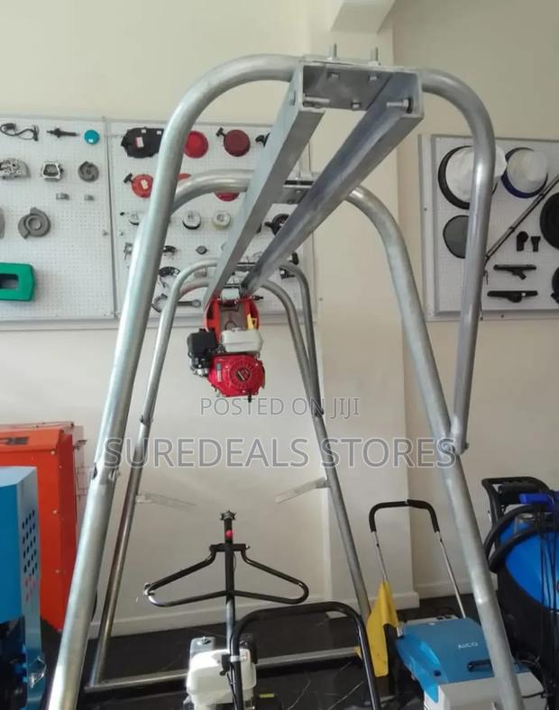 Concrete Hoist Machine - main view