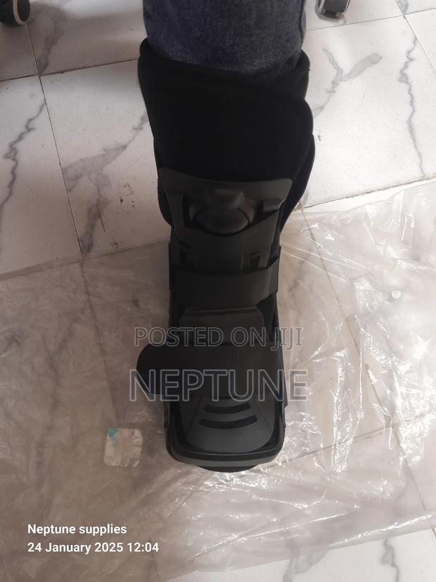 Cast Air Boot/Walker Boot - main view
