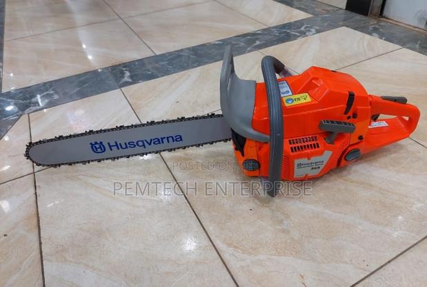 Husqvarna Power Saw 268/272