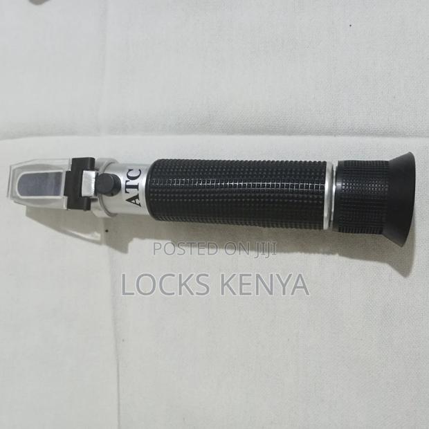 Saline Refractometer - main view