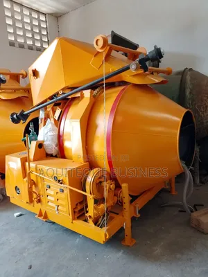 Concrete Self Loading Mixer. 560L