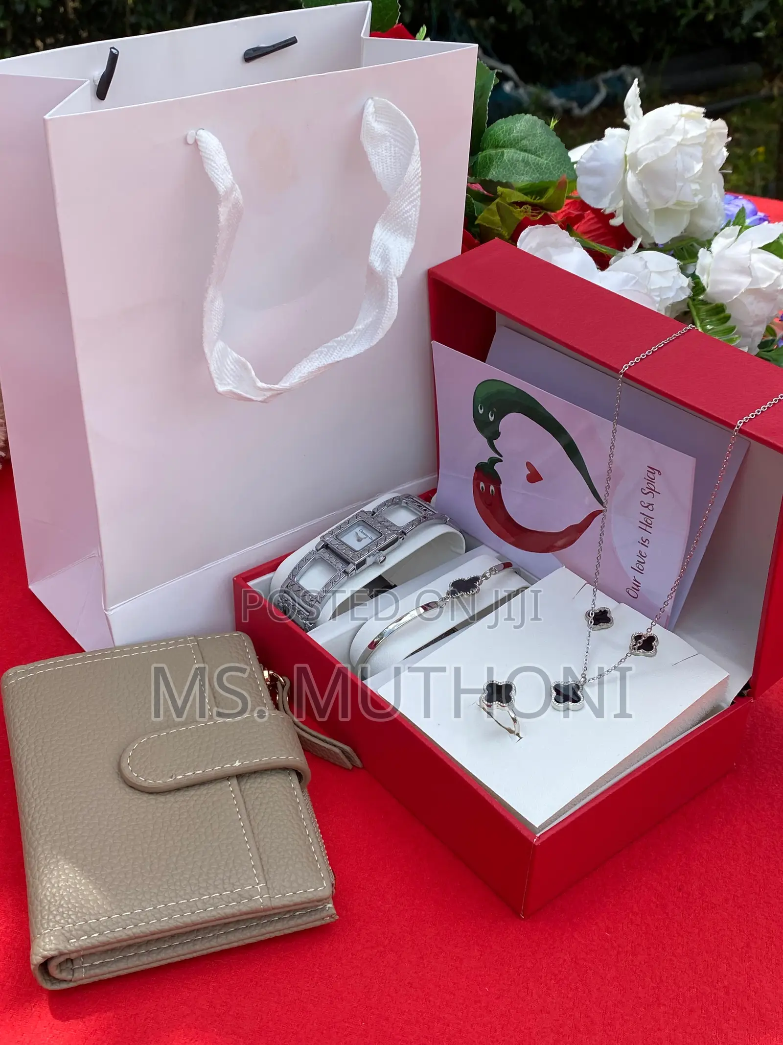 Ladies Beautiful VALENTINES/ Birthday GIFT 