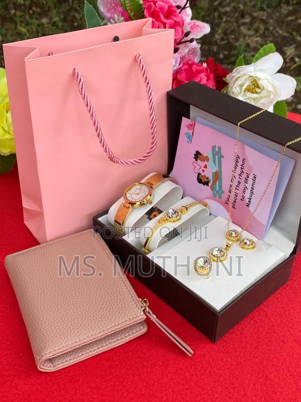 Ladies Birthday /Valentines Gift Set - thumbnail 15