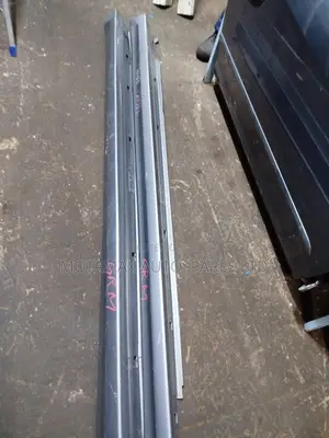Subaru Legacy BMM Running Board Molding