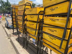 Printed Goldish Comfortable School Lockers and Chairs