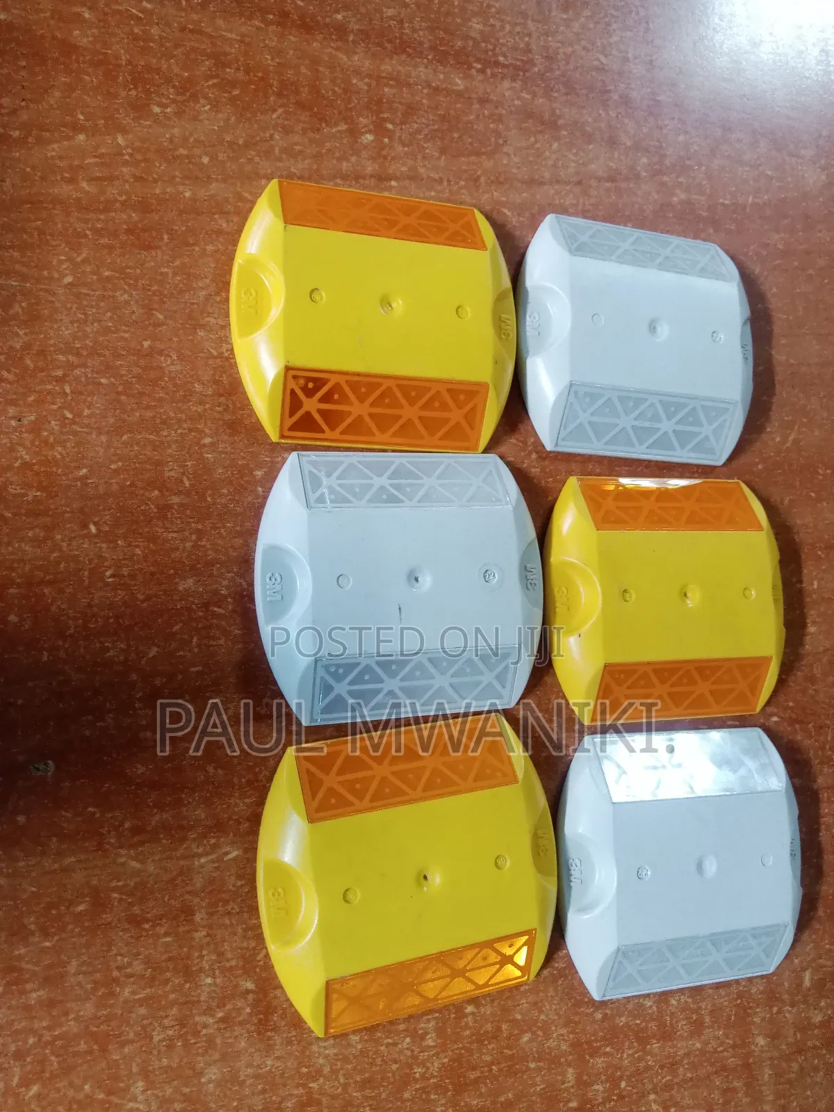 Traffic Sign Road Stud Cat Eye