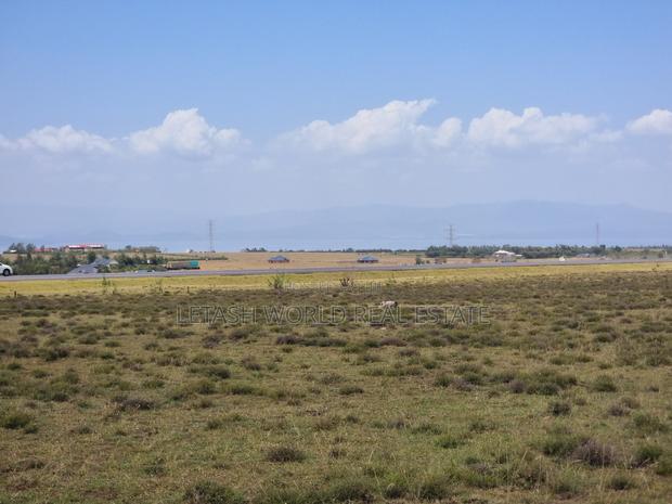 Naivasha Plots Touching Tarmac - main view