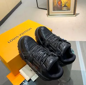 Luis Vuitton Maxi Sneakers