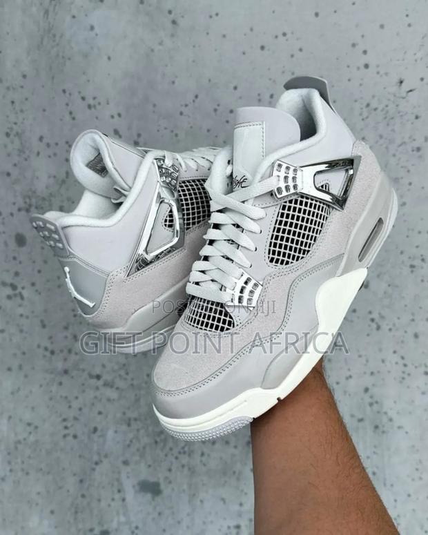 Jordan 4 Frozen Moment Unisex Sneakers