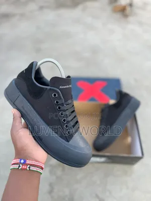 Alexander Mc Queen Sneakers