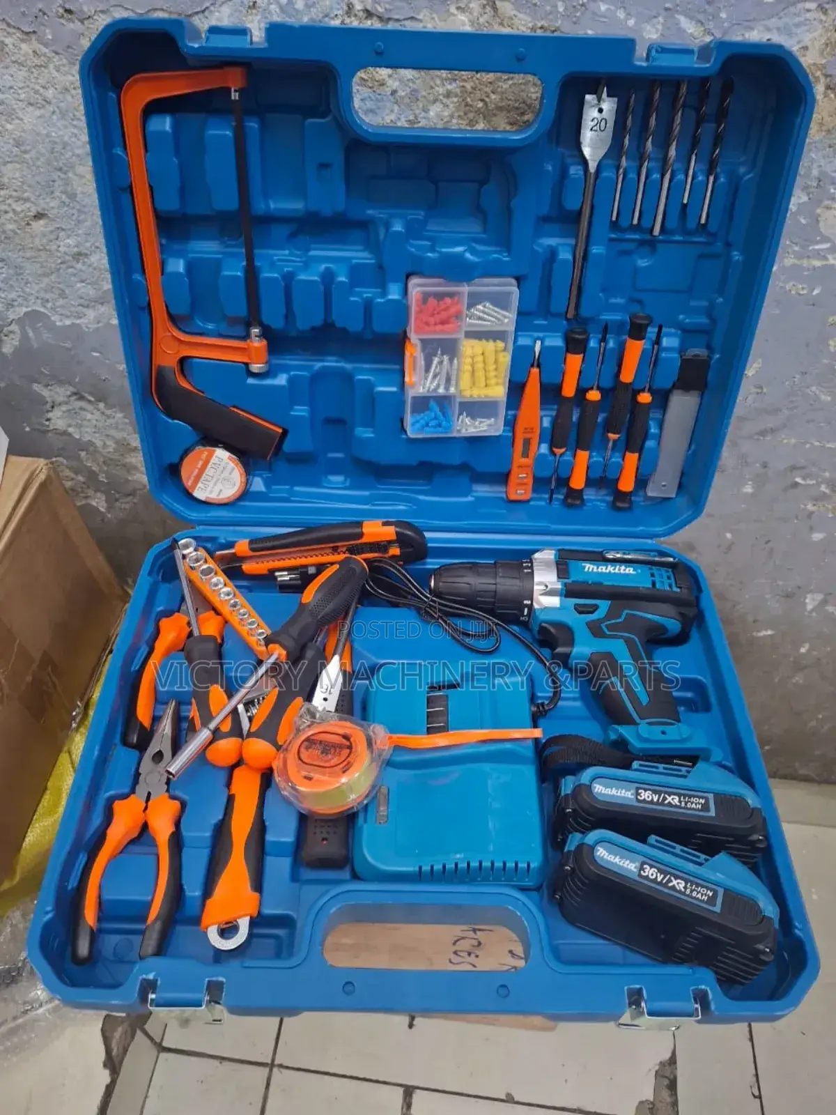 Makita Cordless Drill Set