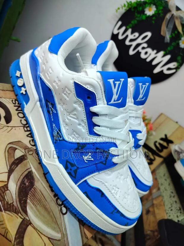 Lv Sneakers Quality