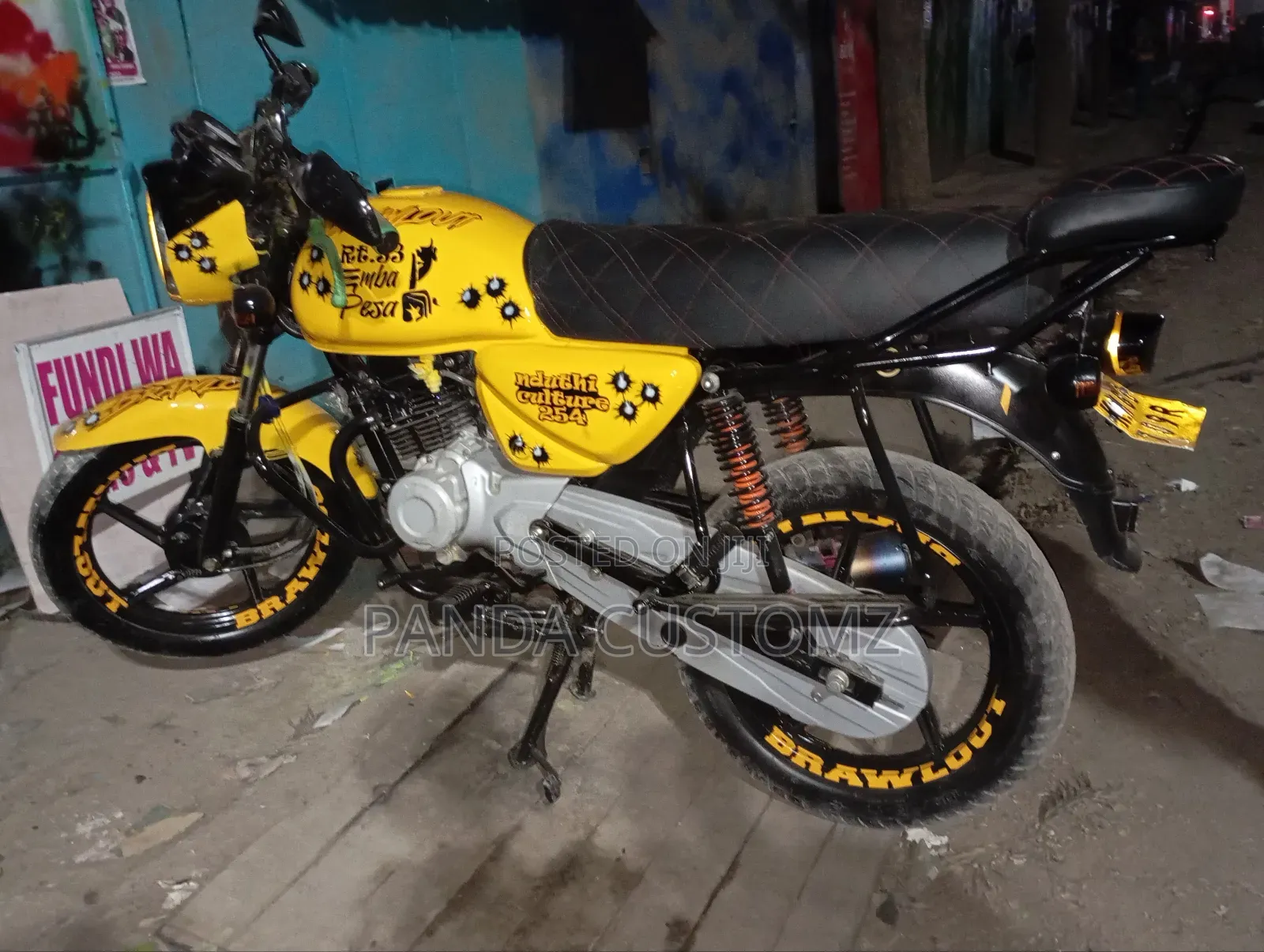 Motorbike Painting and Graffiti Customs