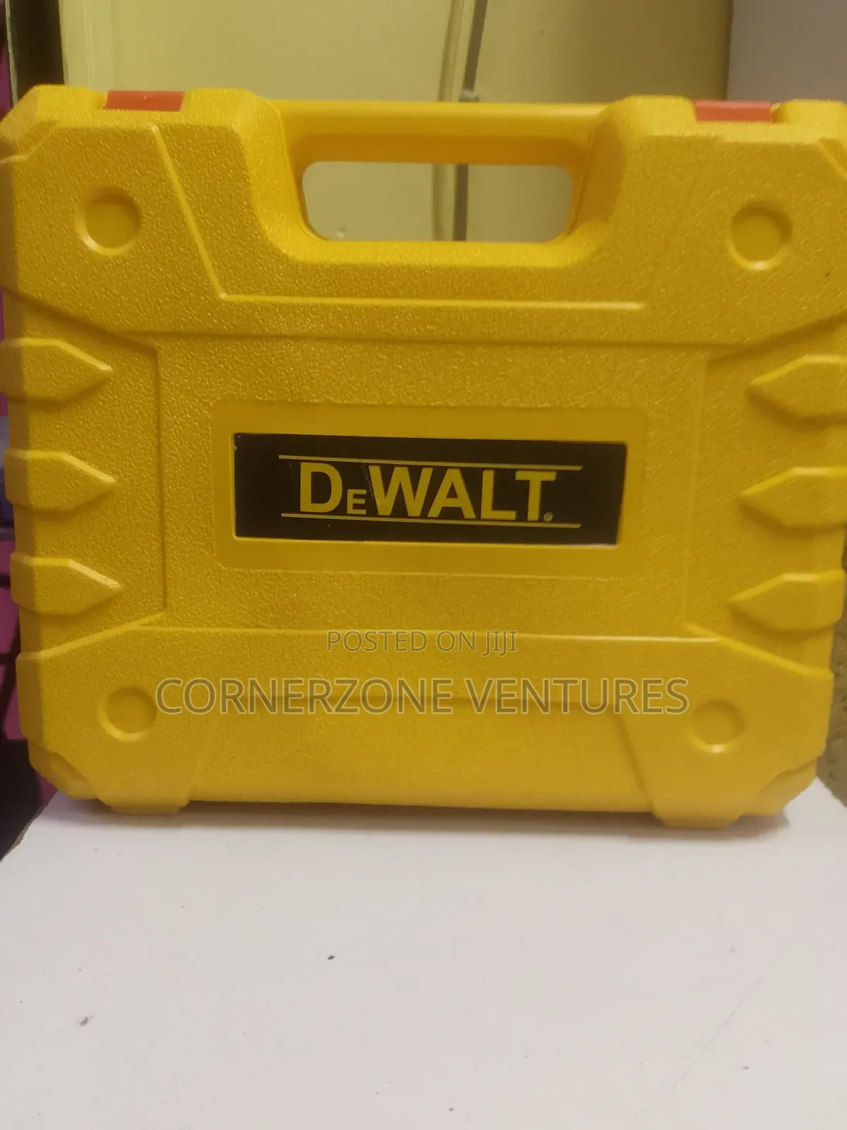 Affordable Dewalt Cordless Drill Set