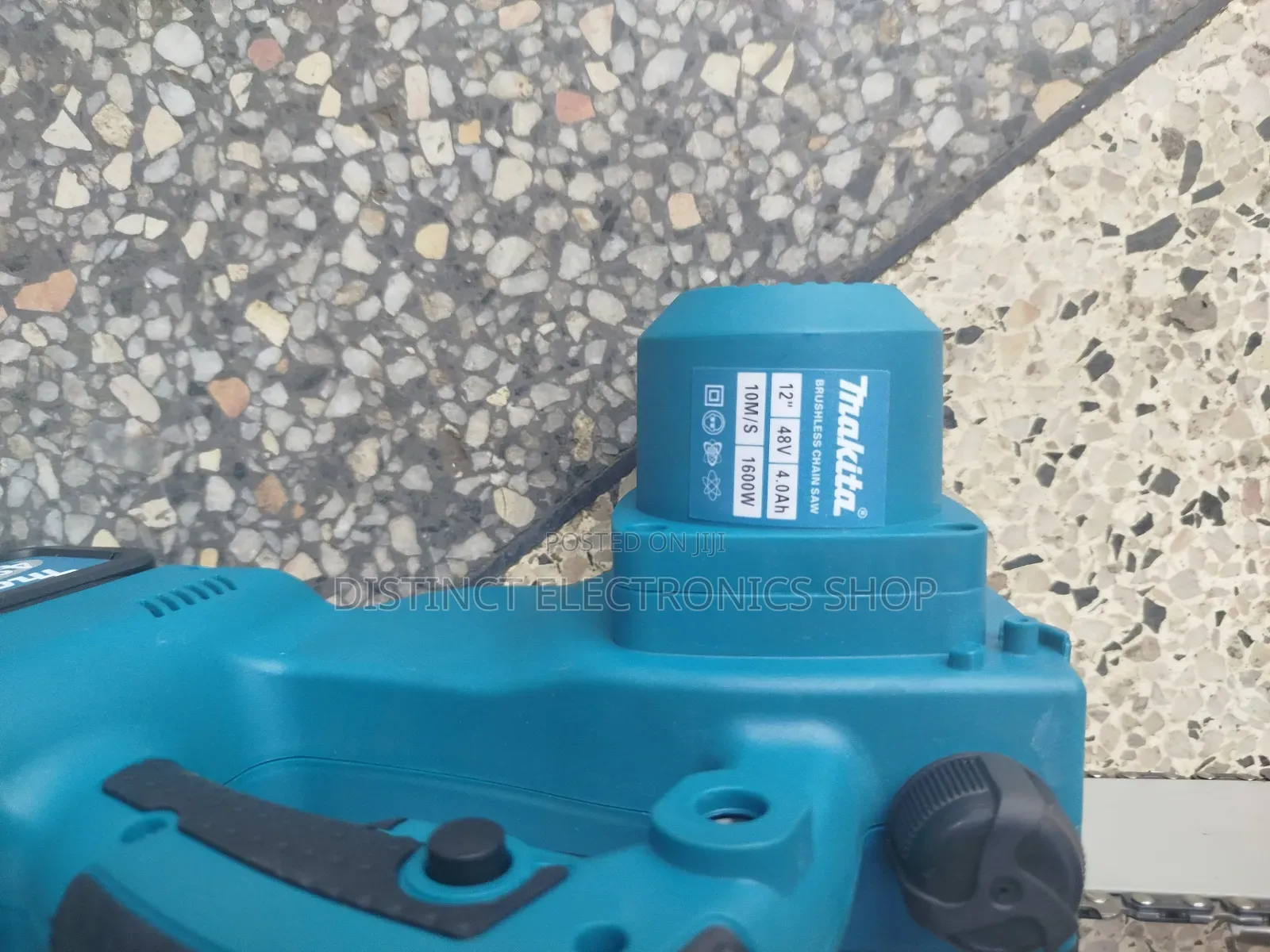 Makita Rechargeable Chainsaw