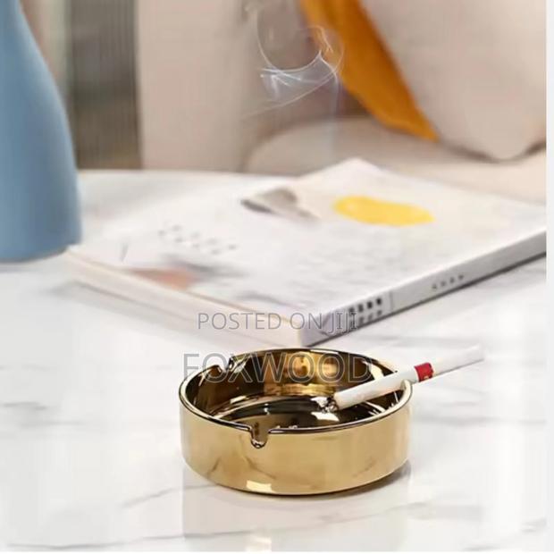 Ceramic Gold Ash Tray - thumbnail 3