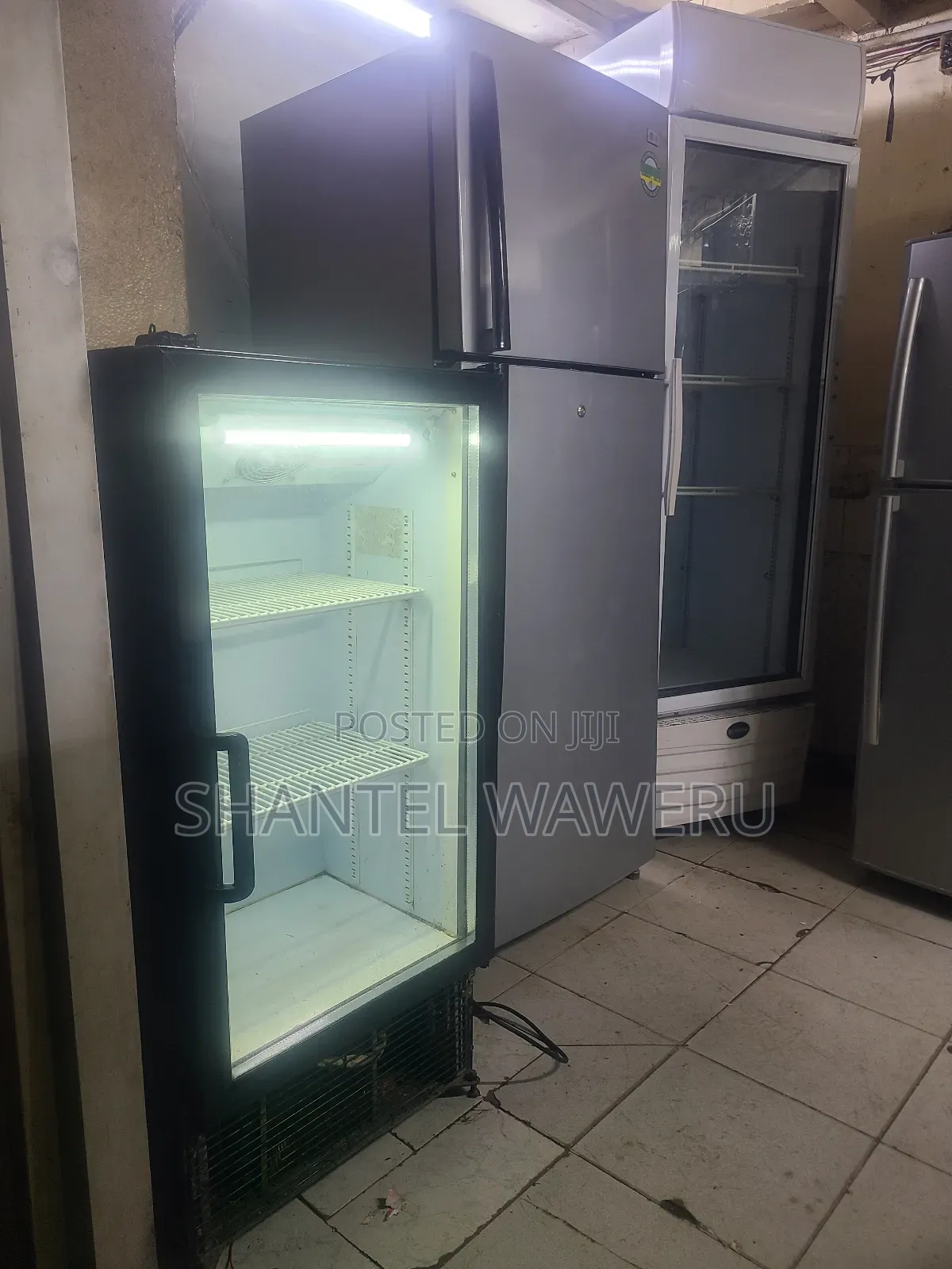  at Chiller 104 Litres * Display Fridge *