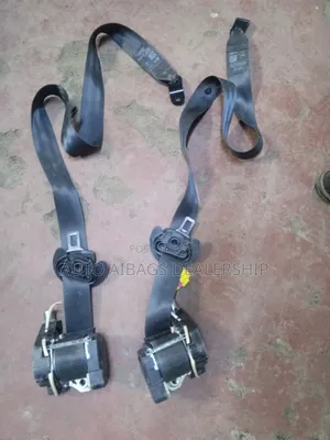 Volkswagen Tuareg Front Safety Belts Both.
