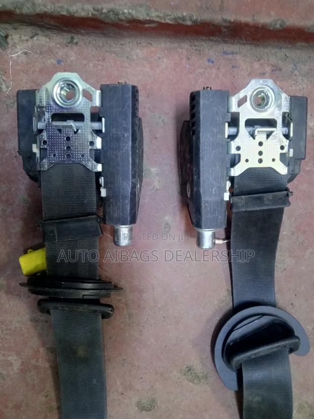 Volkswagen Tuareg Front Safety Belts Both. - thumbnail 5