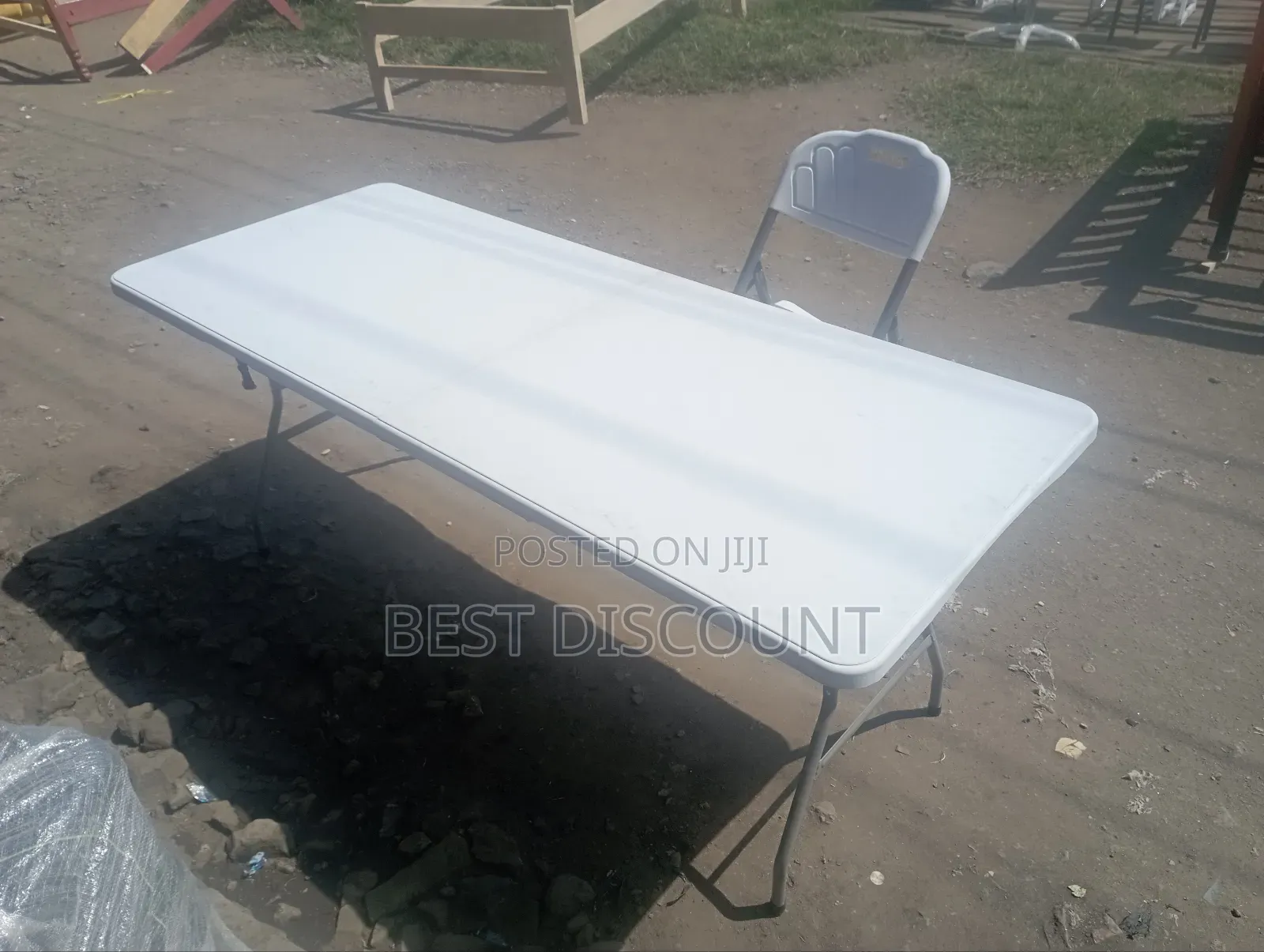 White Rectangular Foldable Table