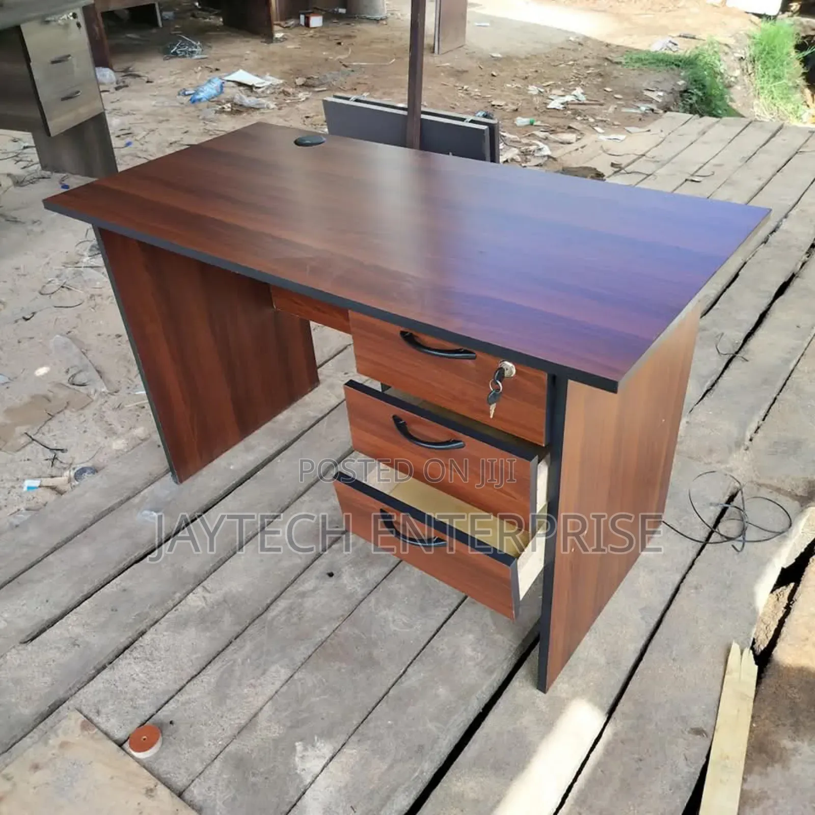 Office Desk