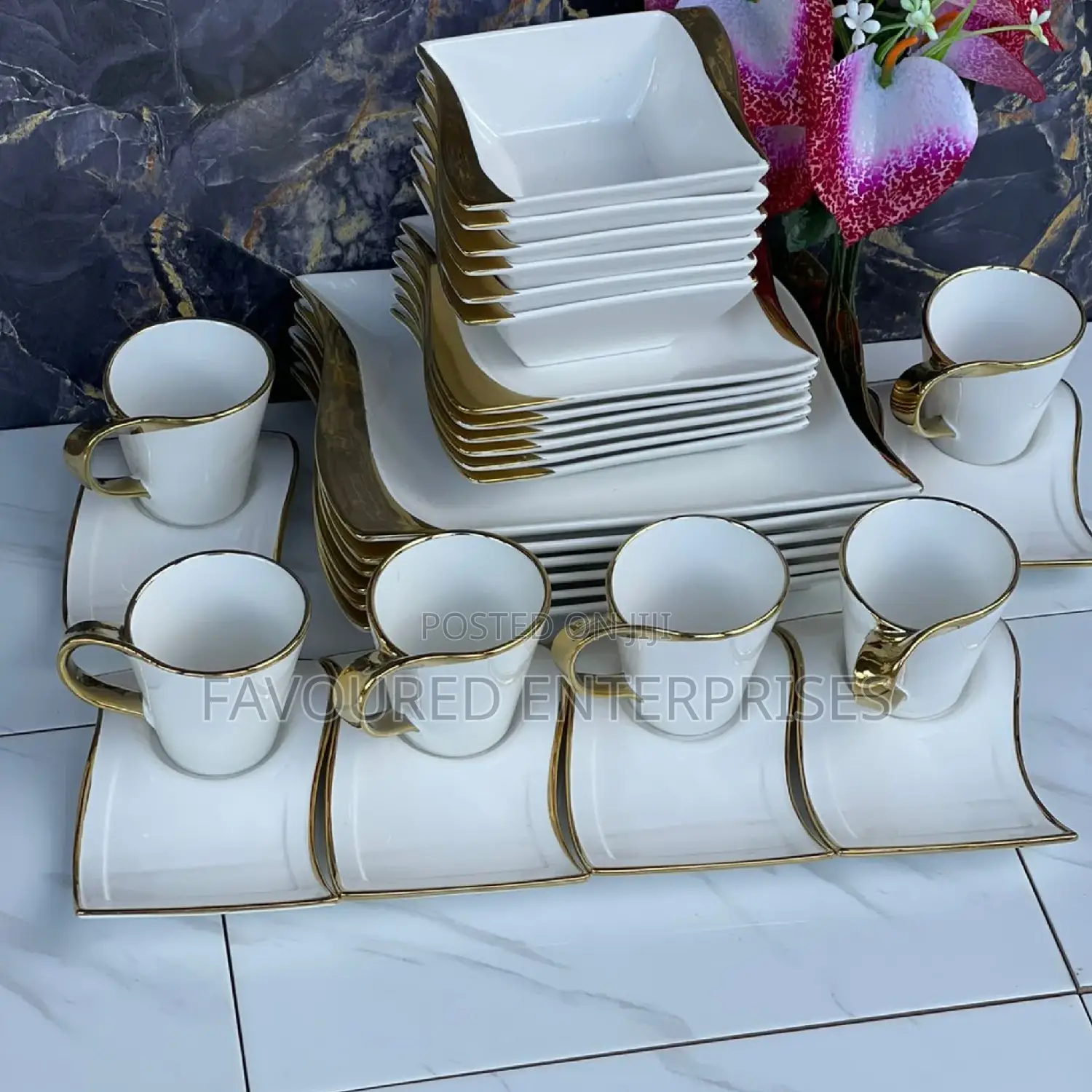 Gold Rimmed Wave Dinner Set ,