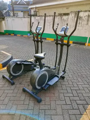 Elliptical Cross Trainer With Bike 2 in 1