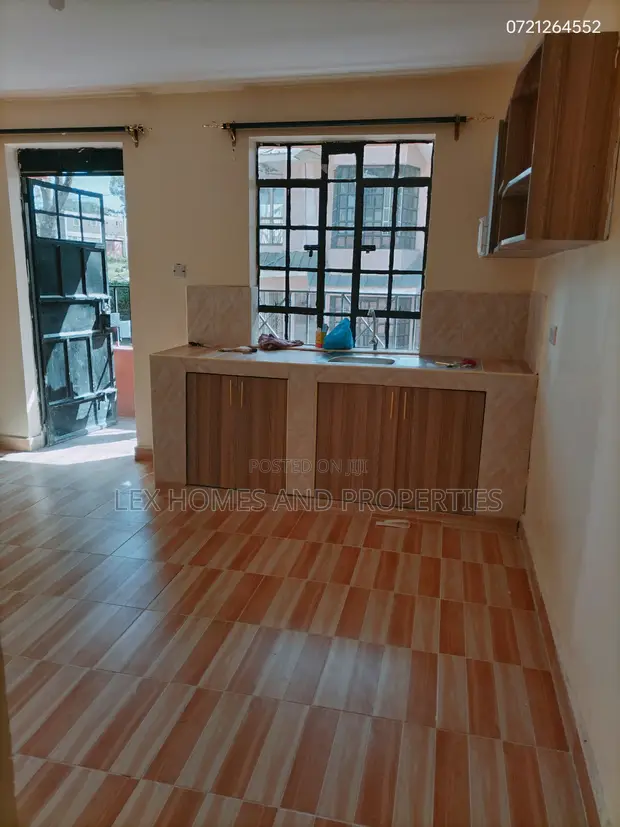 Mini Flat in Maasai Lodge for rent