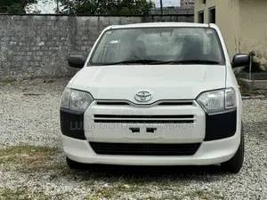 Toyota Succeed 2018 White