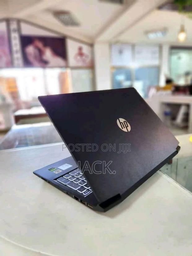 Laptop HP Pavilion 15-Eh0050wm 16GB Intel Core I5 SSD 512GB - thumbnail 4