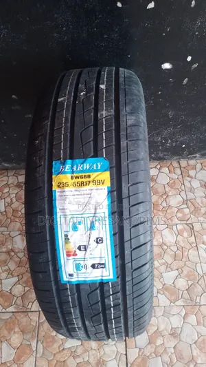 235/55r17 Bearway Tyres Brand New