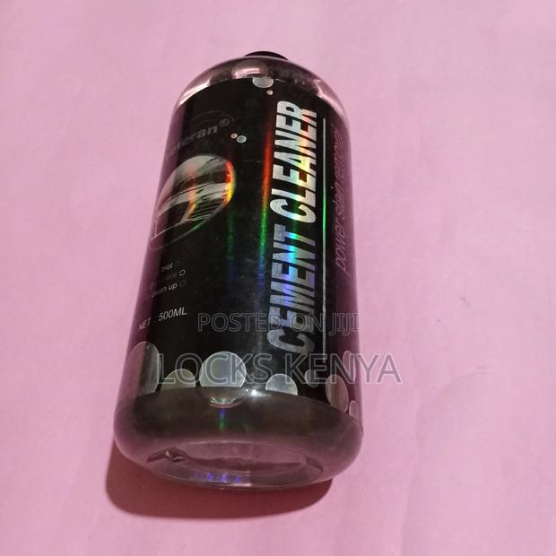 Effortless Car Cement/ Concrete Stain Remover