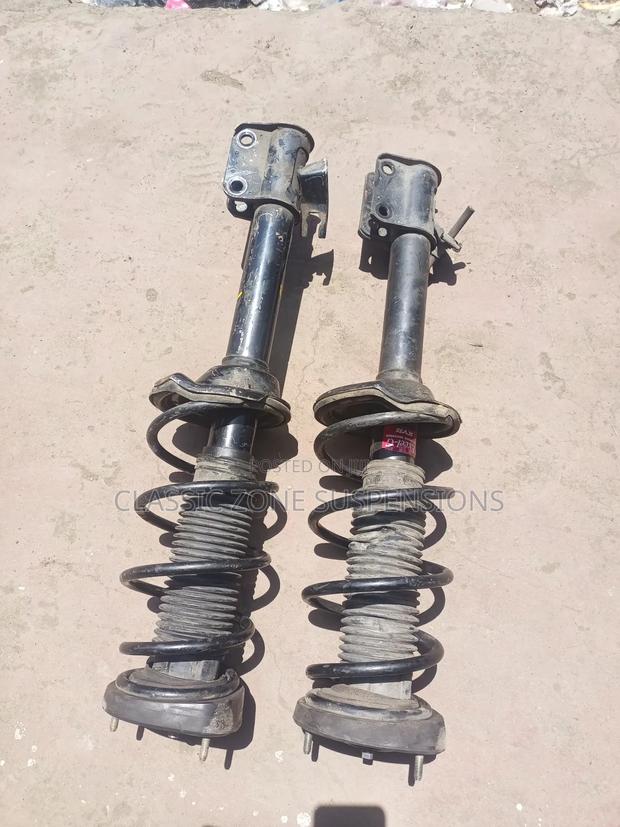 Subaru Forester Back Shocks - thumbnail 2
