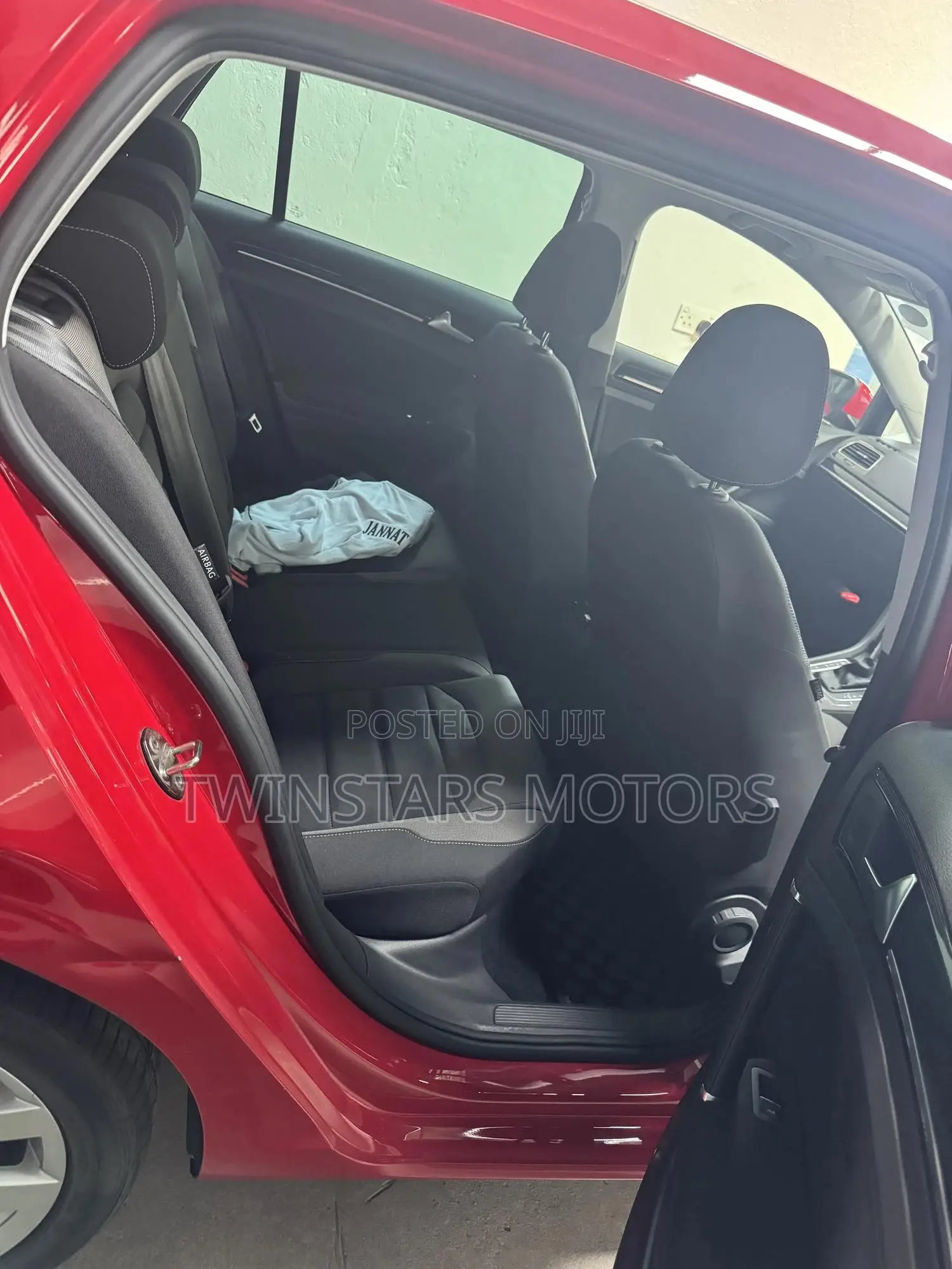 Volkswagen Golf TSI S FWD 2018 Red