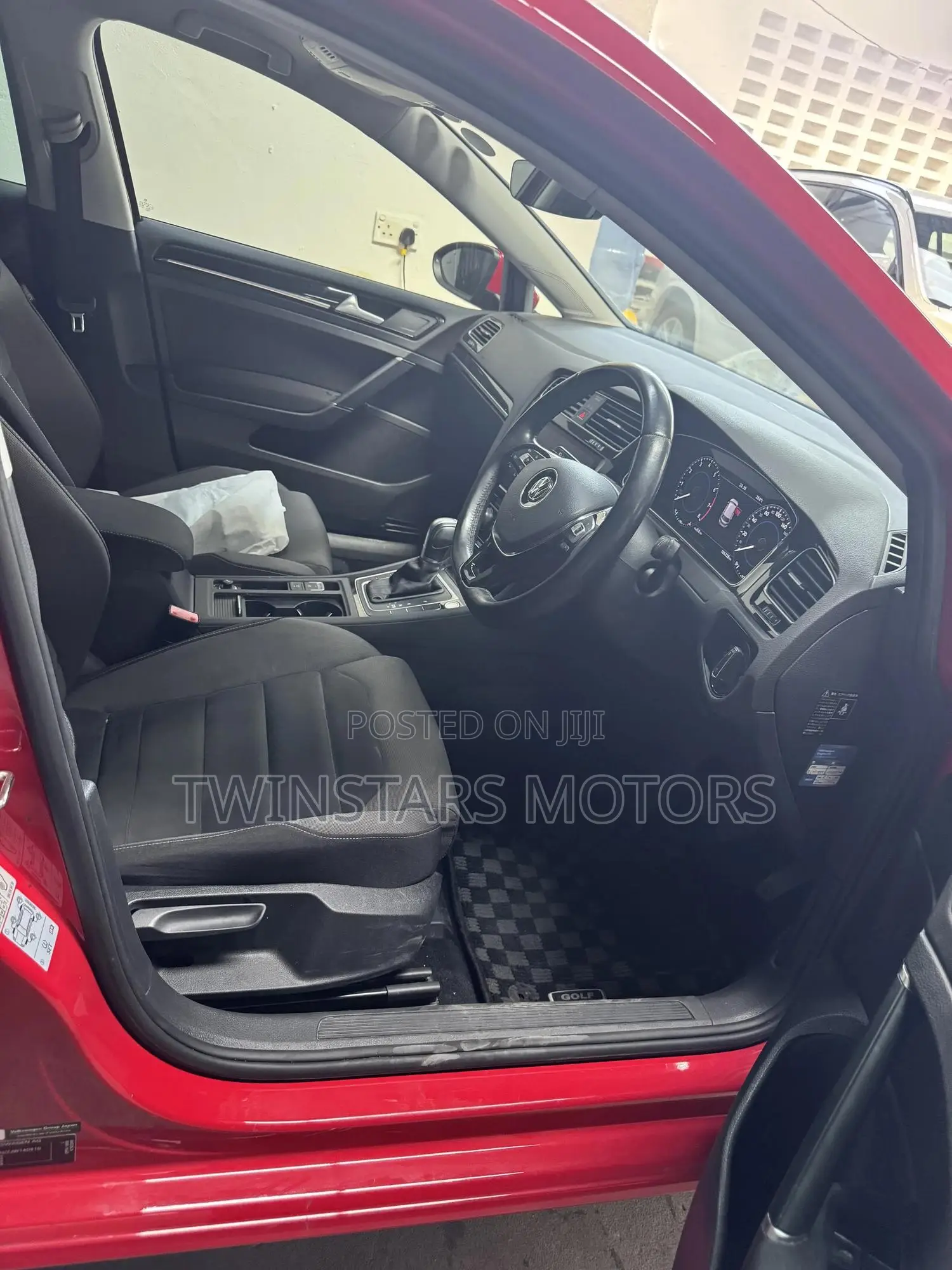 Volkswagen Golf TSI S FWD 2018 Red