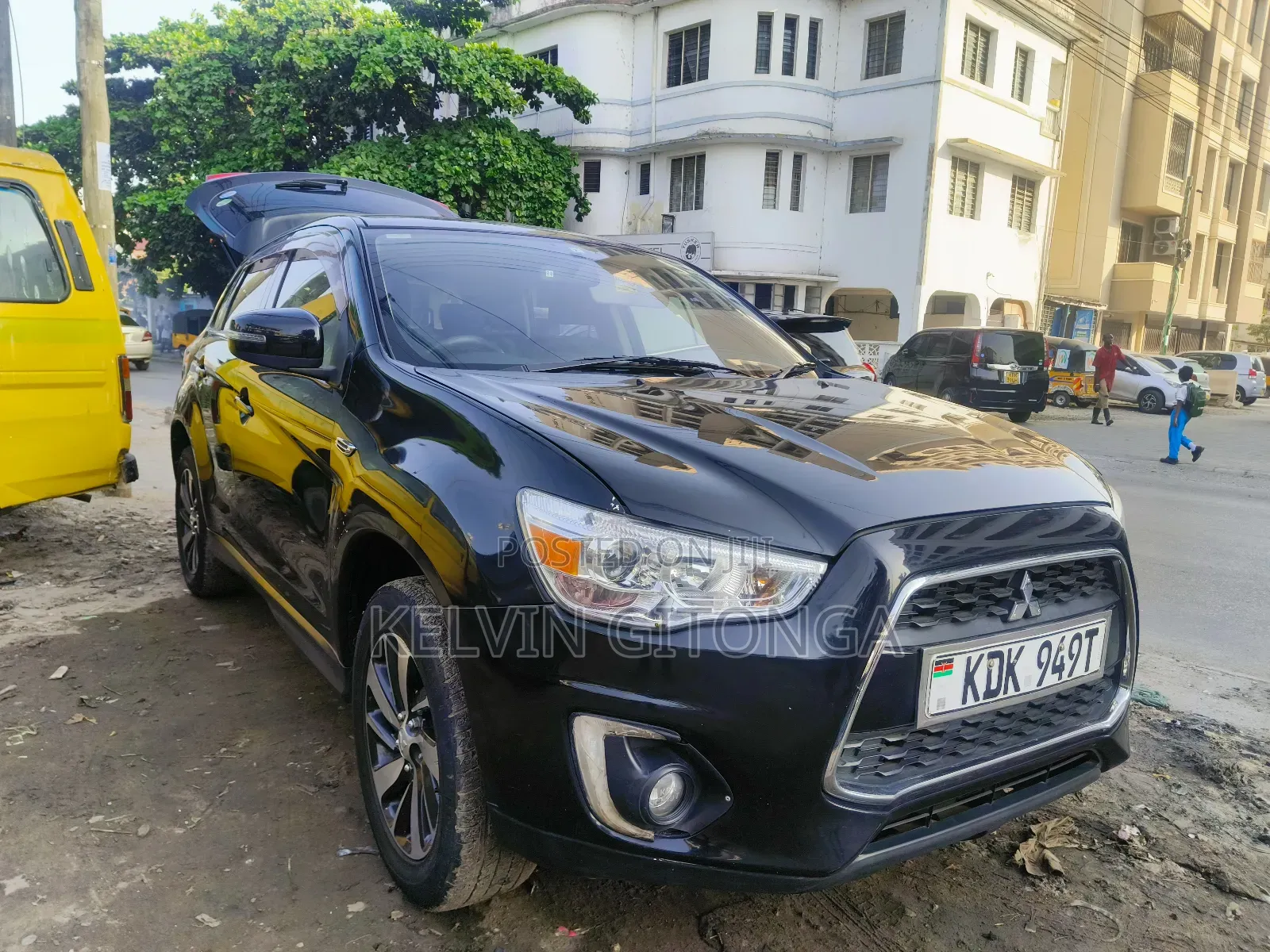Mitsubishi RVR 2016 Black