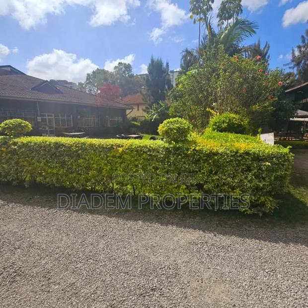 Commercial Property to Let - thumbnail 3