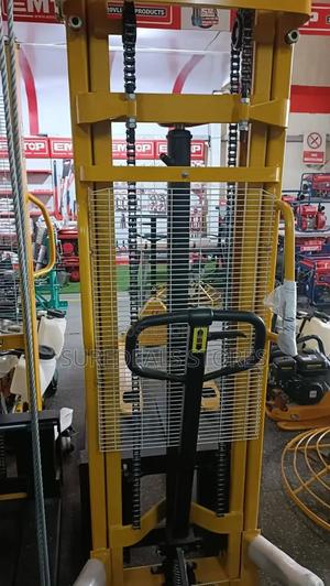 Manual Stacker Machine - thumbnail 2