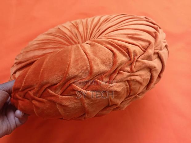 Europe Style Sofa Throw Pillows - main view