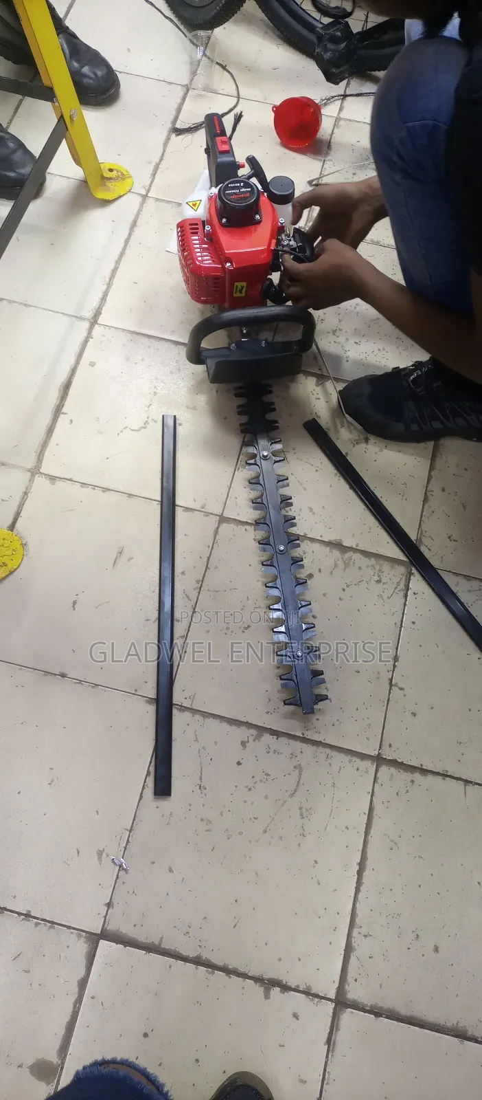 Available Premier Petrol Hedge Trimmer 2strock